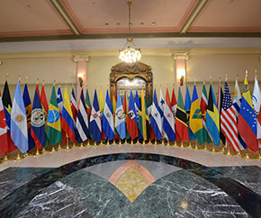 Drapeaux des pays membres du ParlAmericas